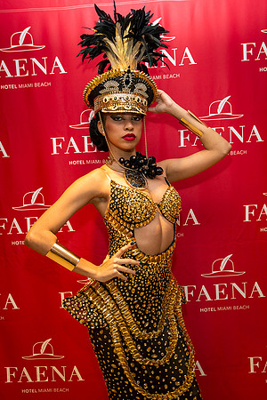 Show Girl Greeter
